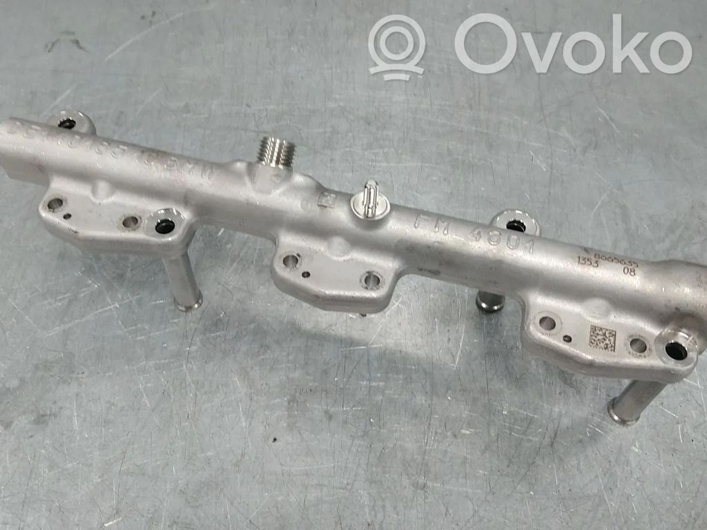 BMW 3 G20 G21 Listwa wtryskowa 
