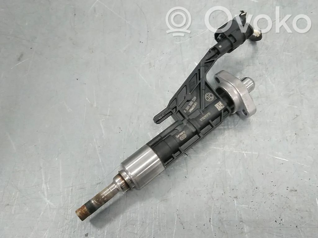 BMW 5 G30 G31 G38 Fuel injector 