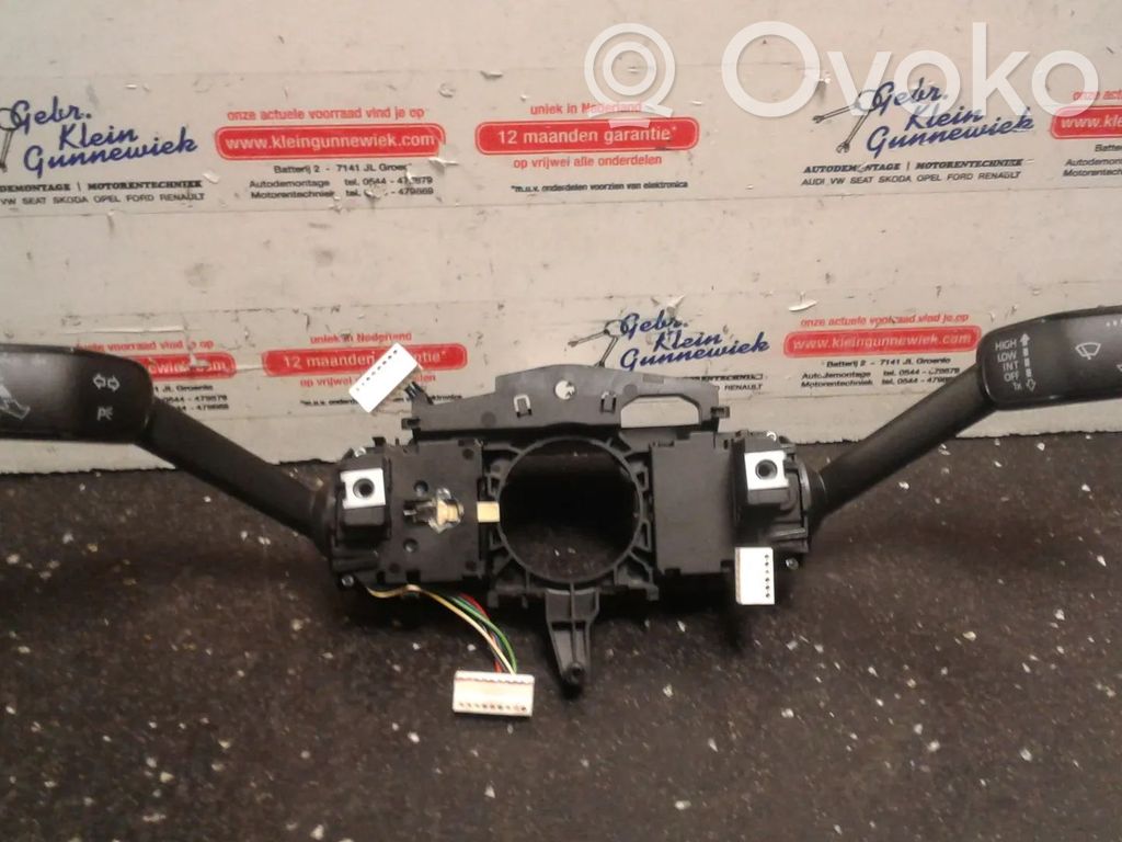 Skoda Octavia Mk3 (5E) Interruptor/palanca de limpiador de luz de giro 