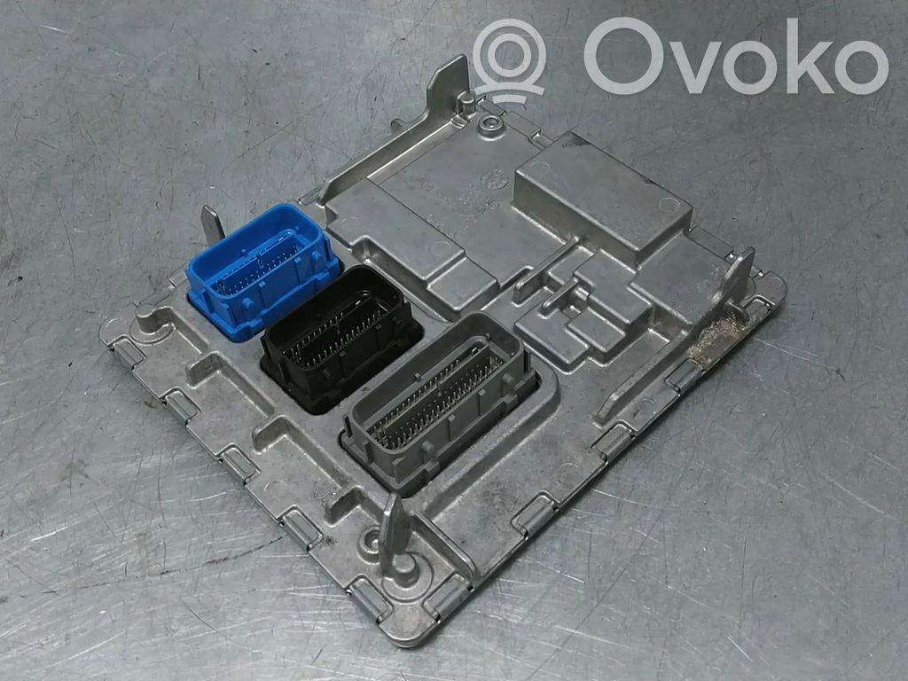 Vauxhall Astra K Engine control unit/module 