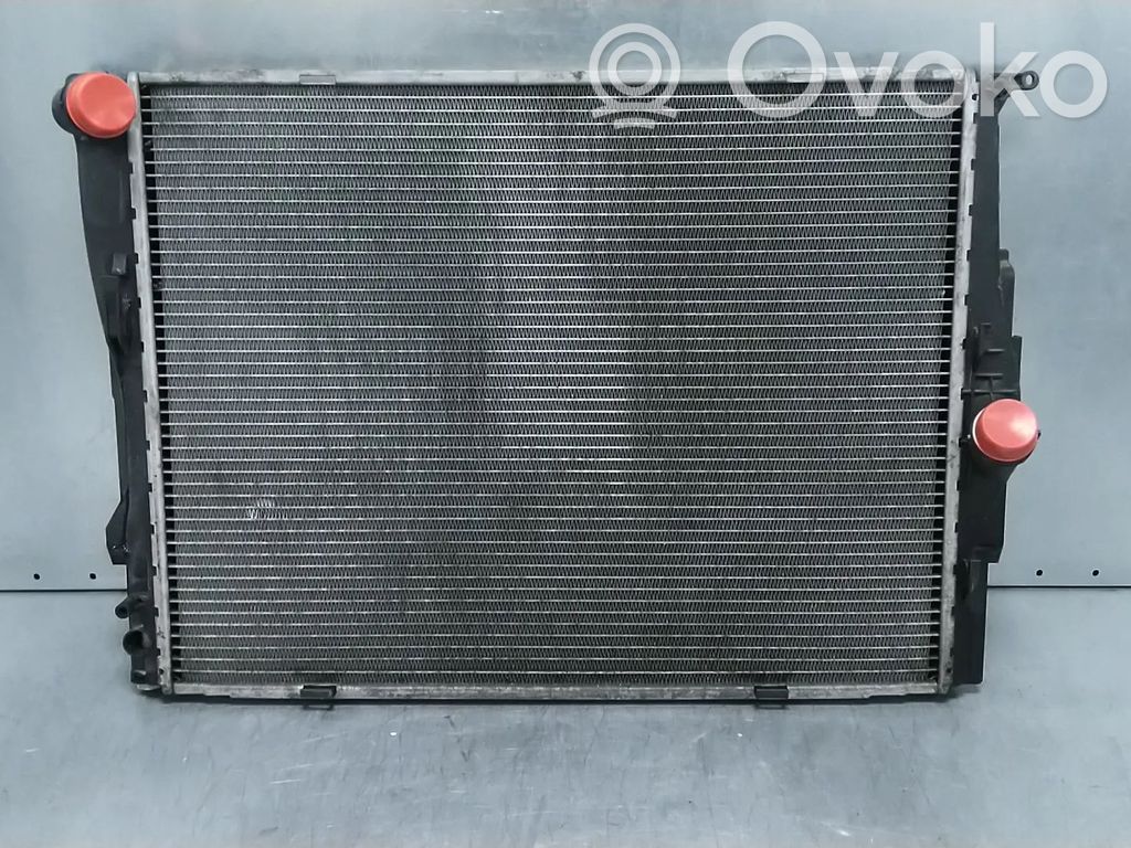 BMW 3 E90 E91 Радиатор охлаждающей жидкости 