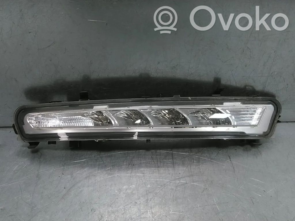 Ford Mondeo MK IV Proiector lumini zi LED 