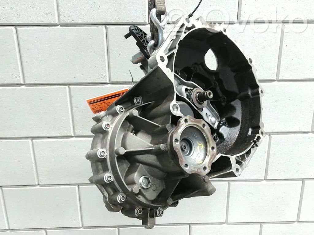 Volkswagen Golf VII Cutie viteze manuală cu 5 trepte 