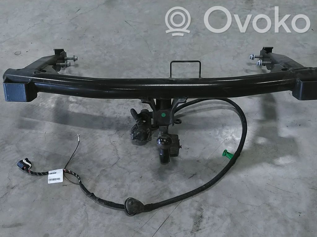 Audi e-tron Āķa komplekts 