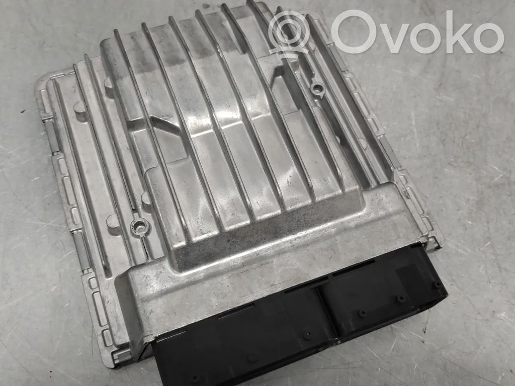 Unidad de control/módulo del motor   12147640015,7595179,7621178,7640015,N43B16A