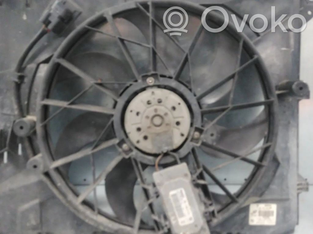 BMW 1 E81 E87 Radiator cooling fan shroud 