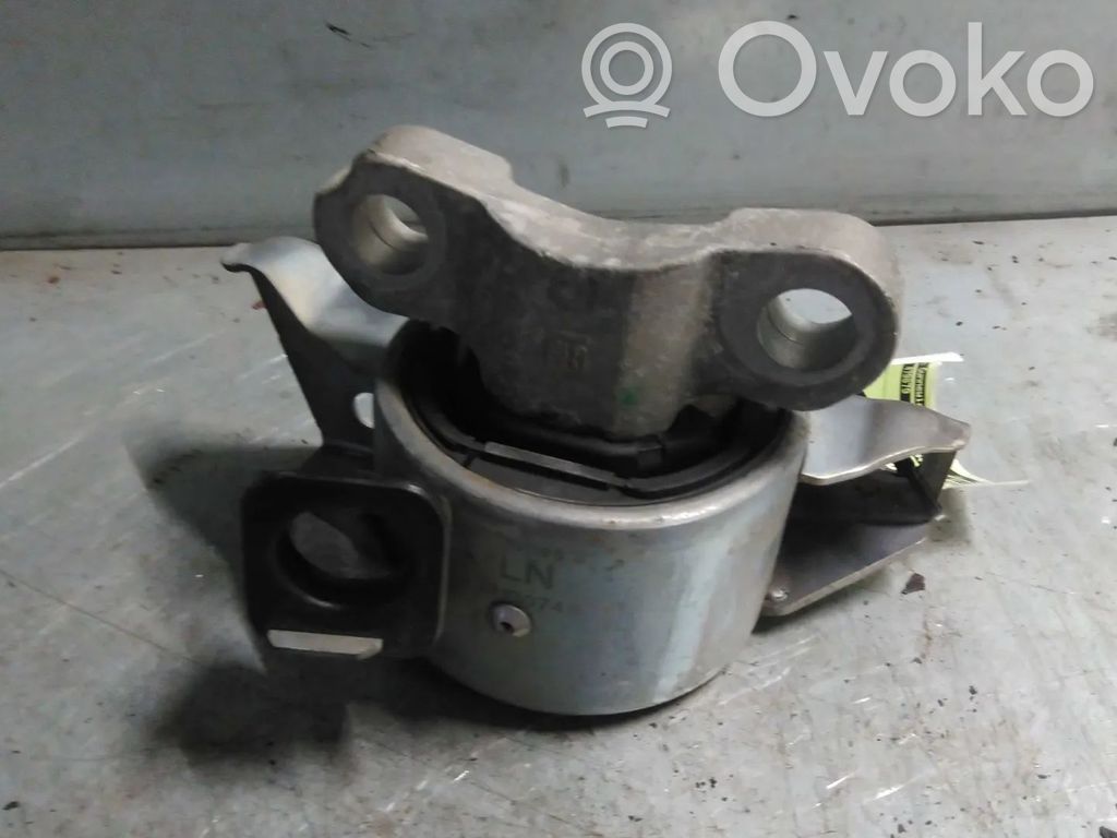 Opel Corsa D Engine mount bracket 