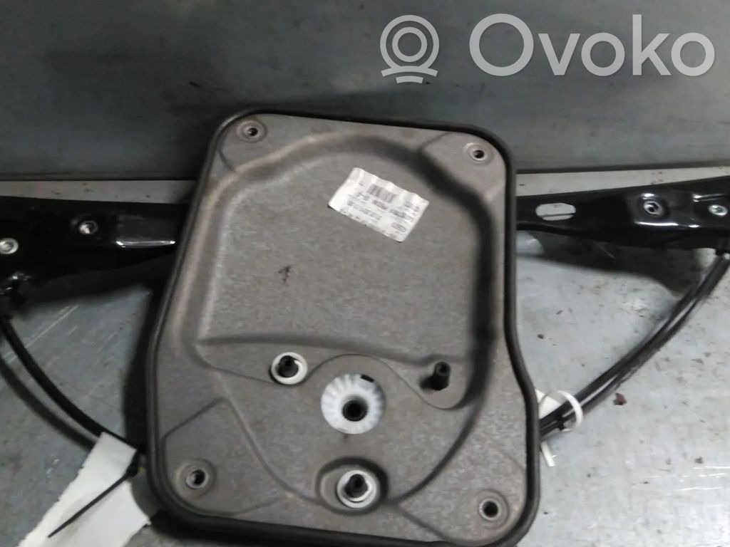 Skoda Fabia Mk2 (5J) Meccanismo di sollevamento del finestrino anteriore senza motorino