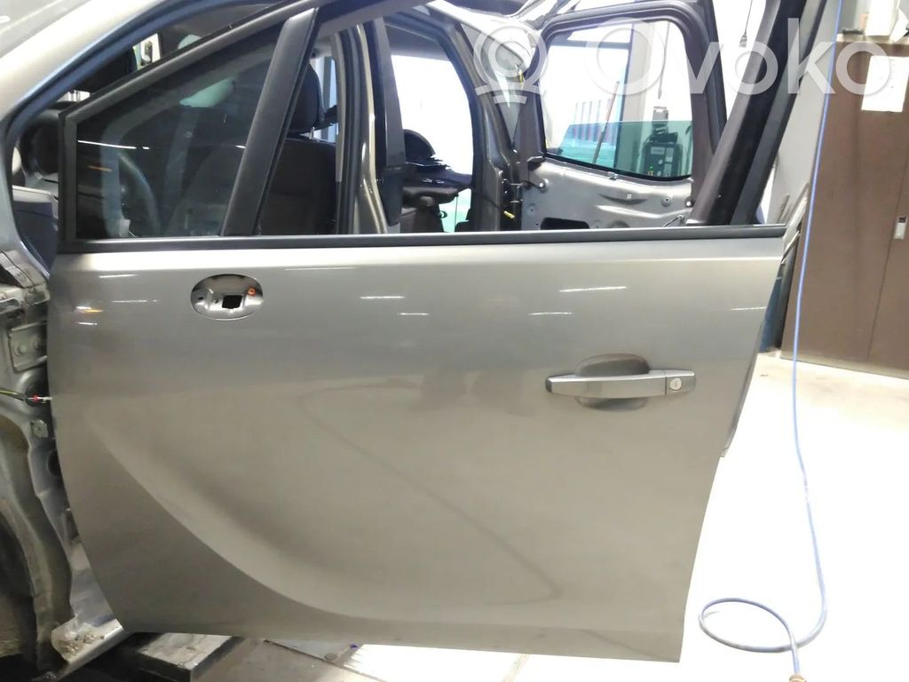Opel Meriva B Drzwi przednie 