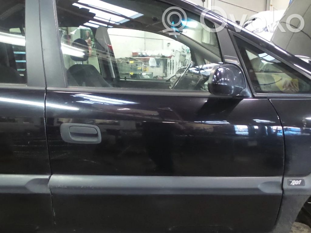 Opel Zafira A Puerta delantera 