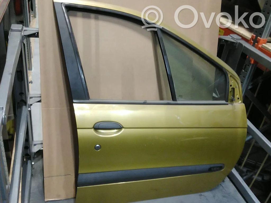 Renault Scenic I Puerta delantera 