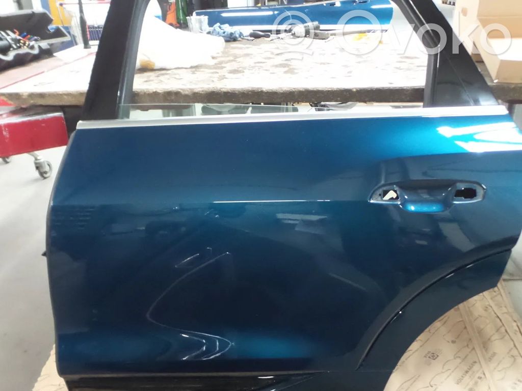 Audi e-tron Galinės durys 