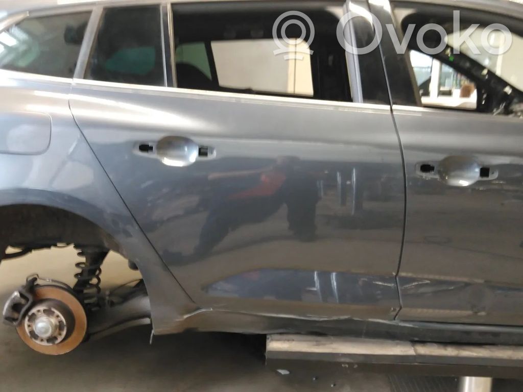 Renault Megane IV Galinės durys 