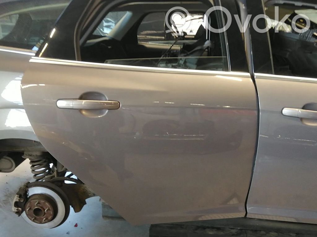 Ford Focus Galinės durys 