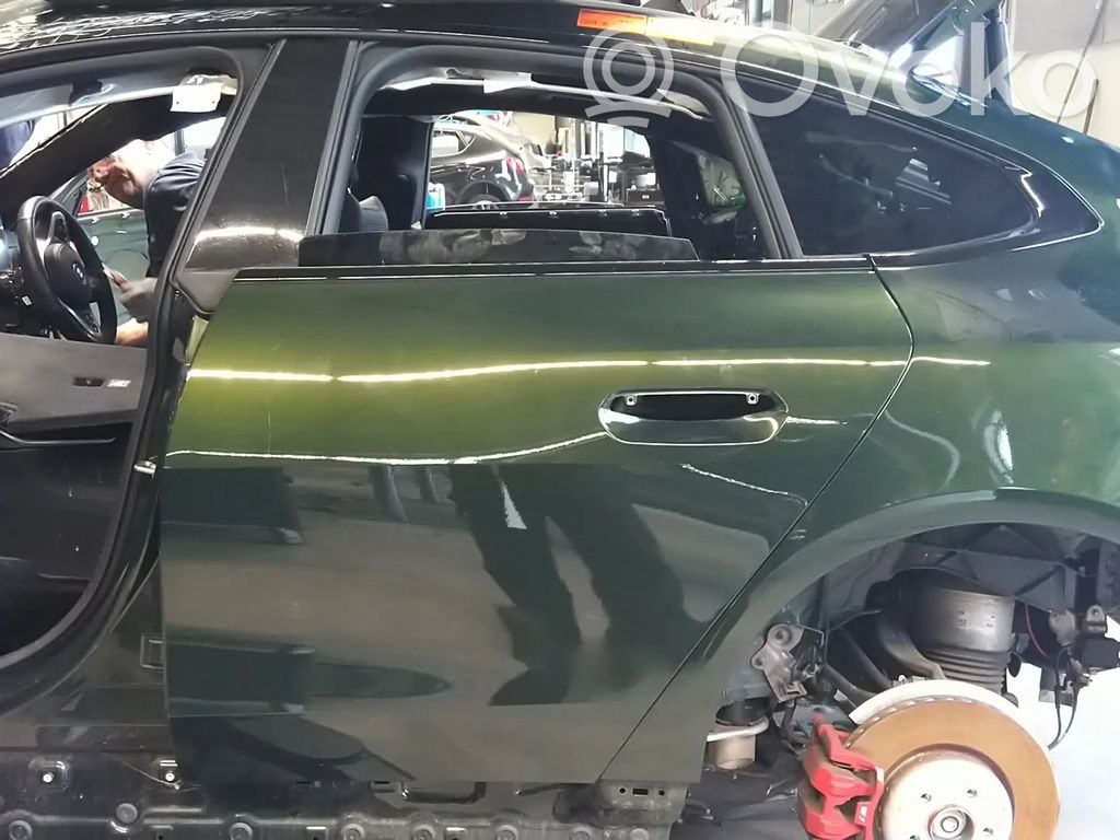 BMW i4 Galinės durys 