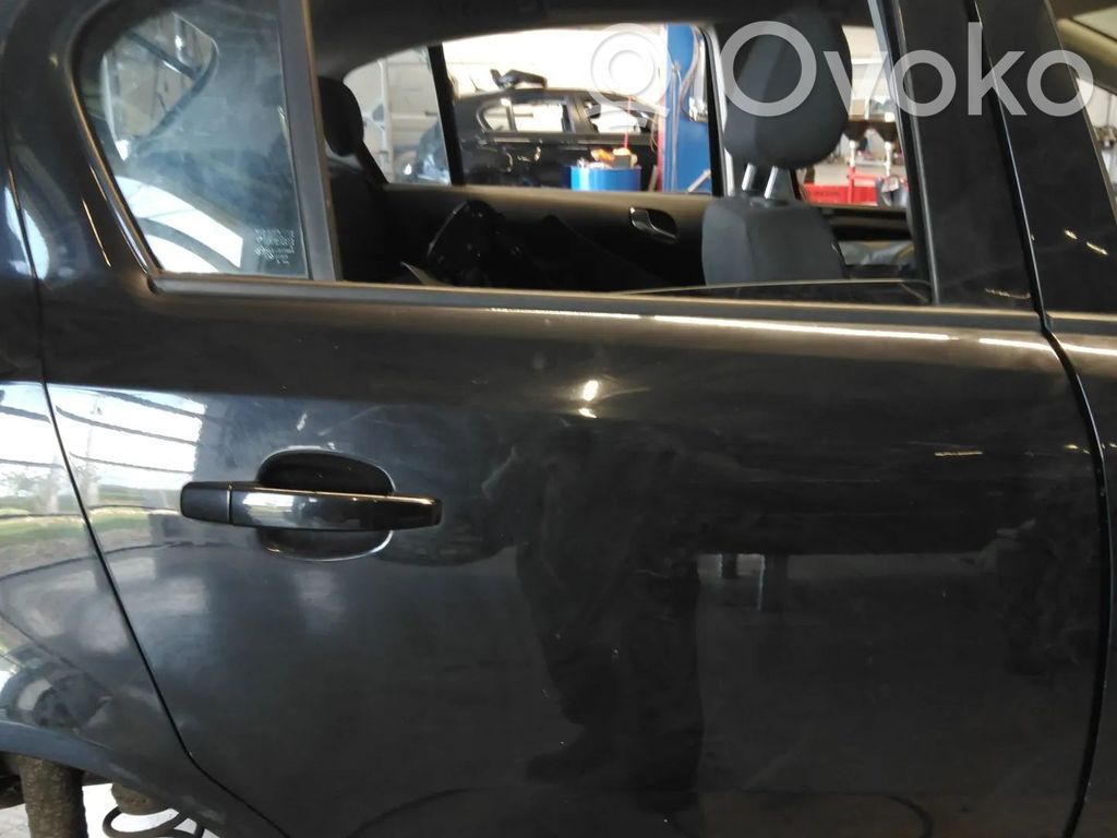 Opel Corsa D Galinės durys 