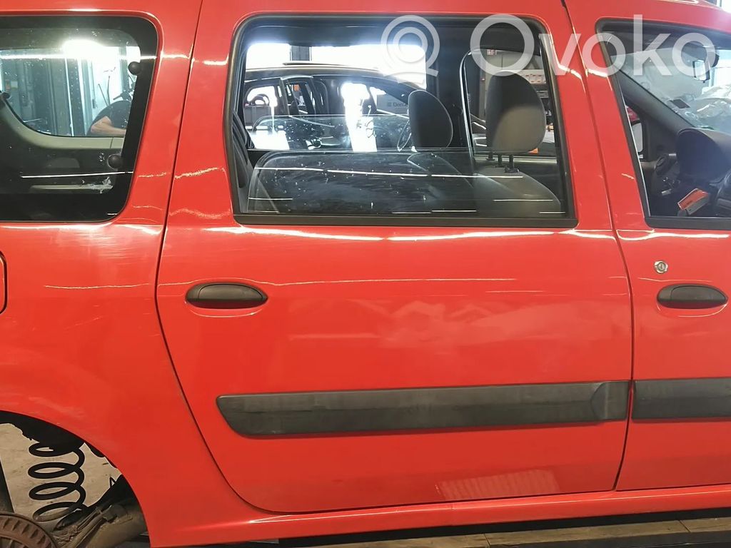 Dacia Logan I Puerta trasera 
