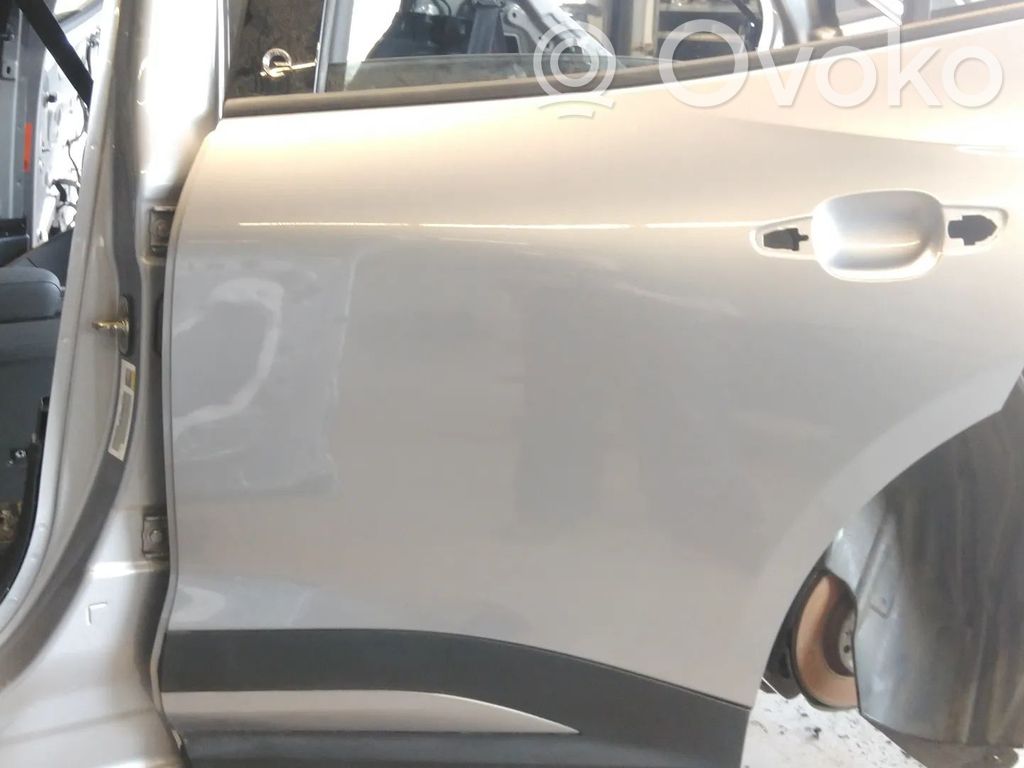 Drzwi tylne   9837507180