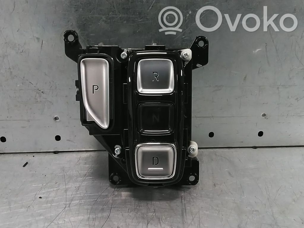 Hyundai Tucson IV NX4 Lewarek zmiany biegów / górny 