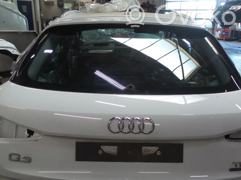 Audi Q3 8U Puerta del maletero/compartimento de carga 