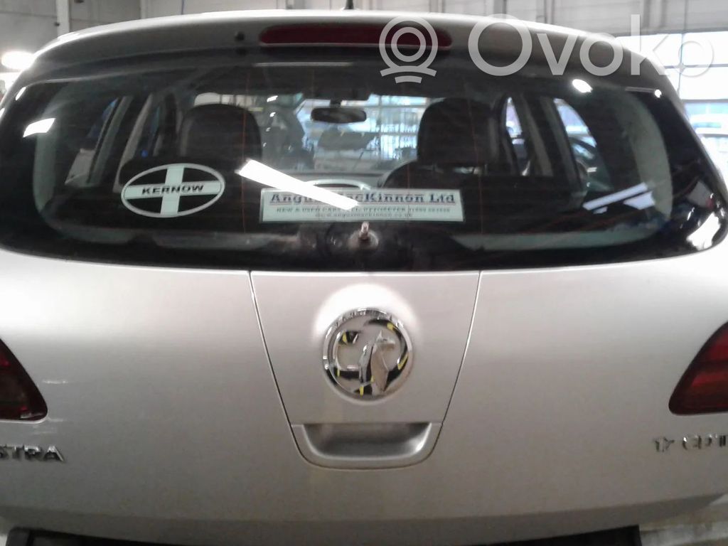 Opel Astra J Tailgate/trunk/boot lid 
