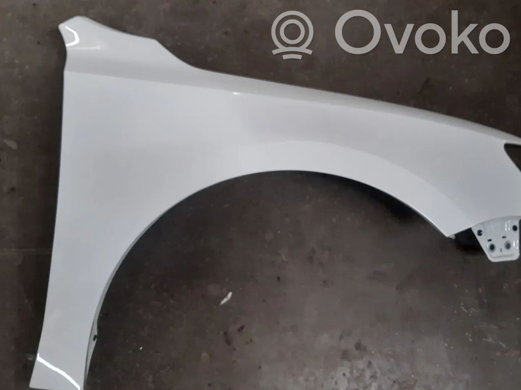 Volkswagen Jetta VI Błotnik przedni 