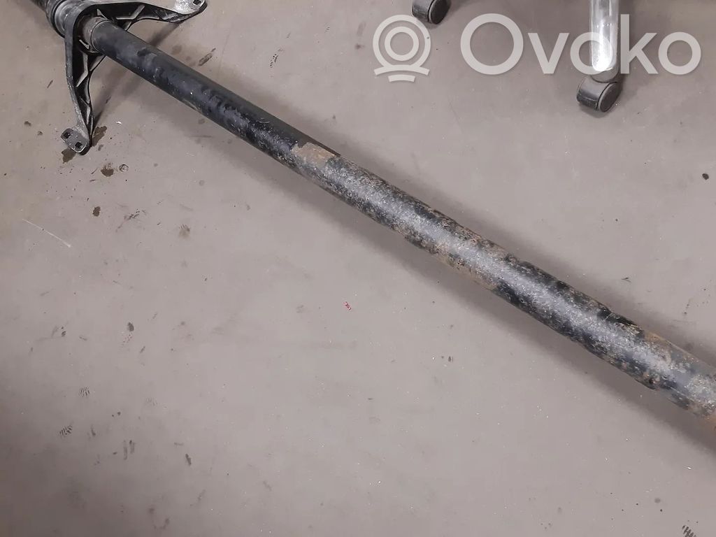 Volkswagen PASSAT B6 Arbre d'entraînement central