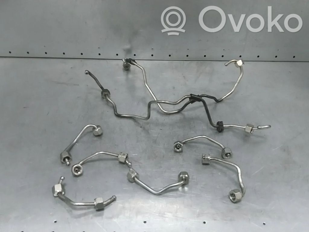 BMW 7 G11 G12 Tubo carburante 