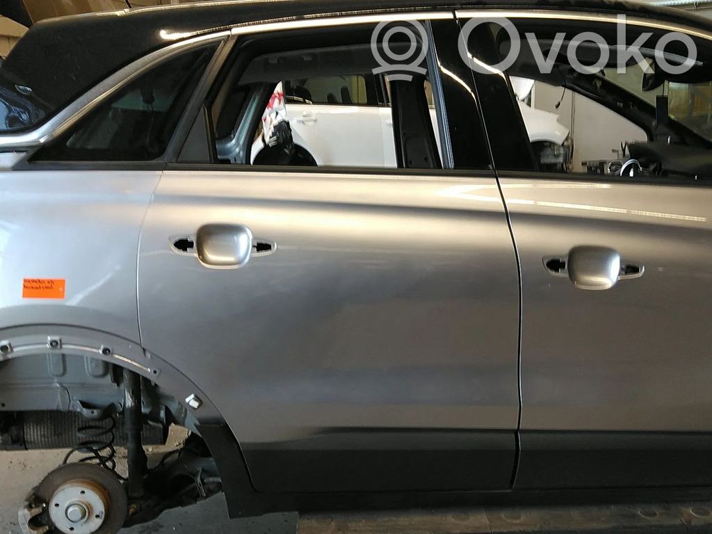 Opel Crossland X Puerta trasera 