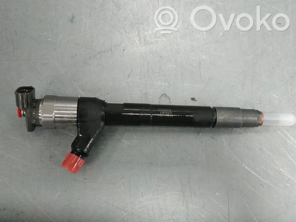 Opel Astra J Inyector de combustible 