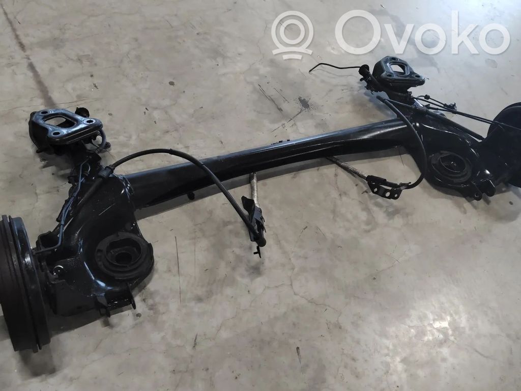 Opel Corsa D Eje trasero 