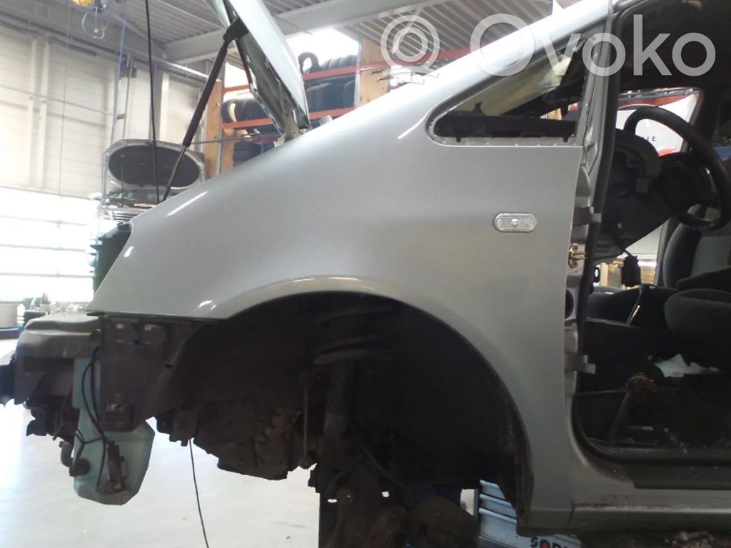 Sparnas   1302986,4M21A16015AA