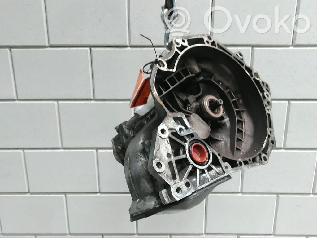 Opel Corsa D Manual 5 speed gearbox 