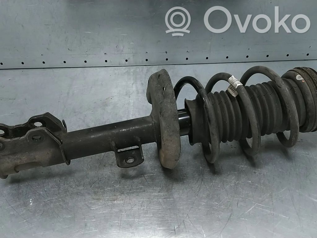 Opel Corsa E Etuiskunvaimennin 