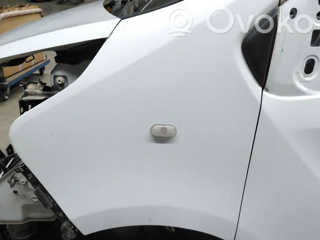 Opel Vivaro Sparnas 