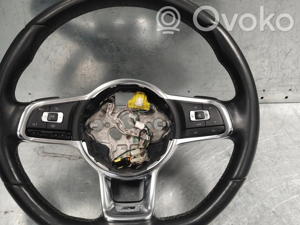 Volkswagen Golf VII Ohjauspyörä 