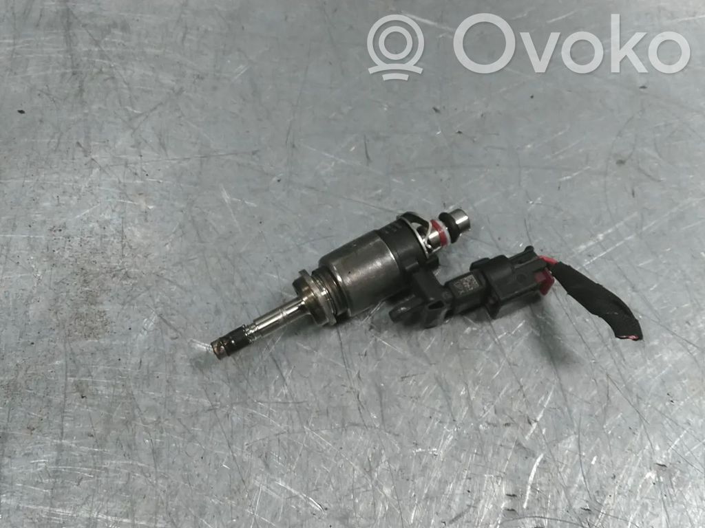Volkswagen Golf VII Inyector de combustible 