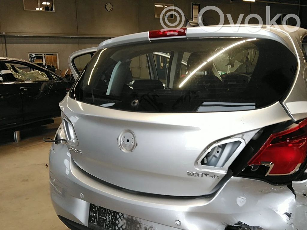 Opel Corsa E Puerta del maletero/compartimento de carga 