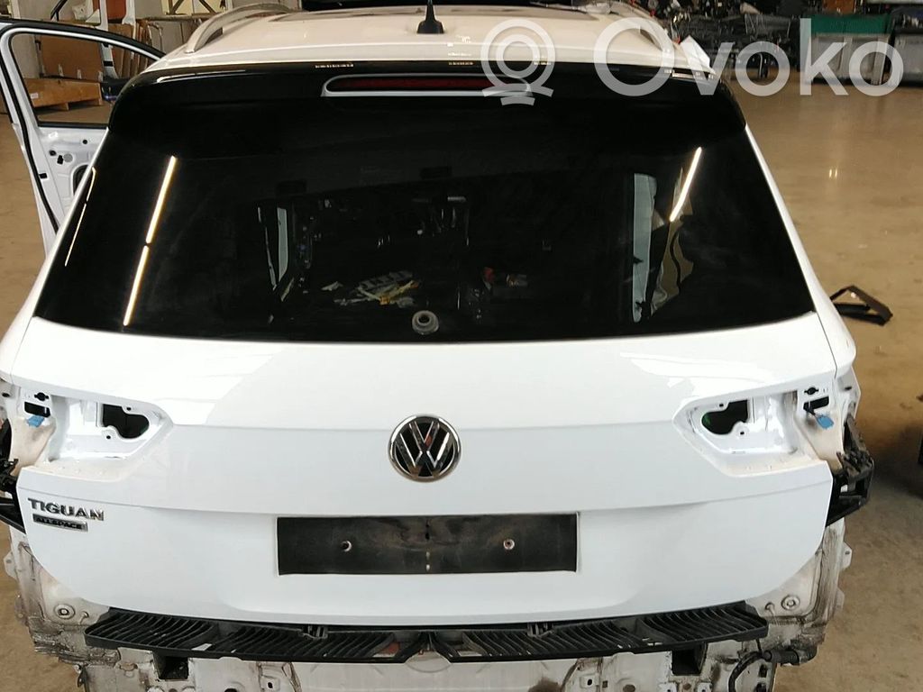 Volkswagen Tiguan Tylna klapa bagażnika 
