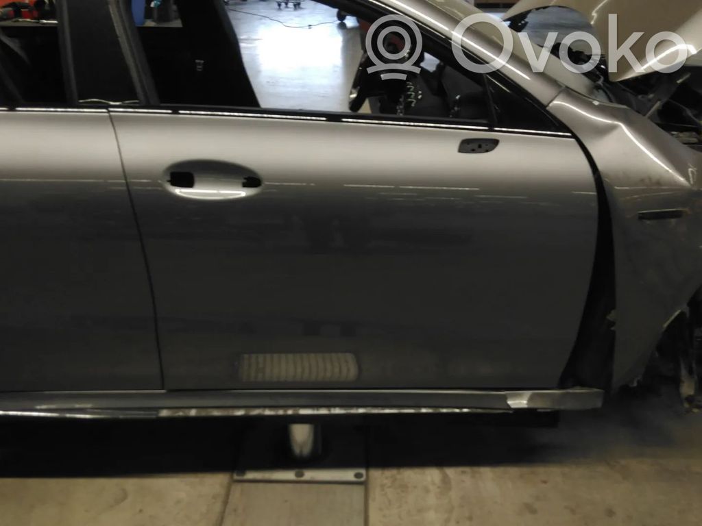 Mercedes-Benz CLA C118 X118 Porte avant
