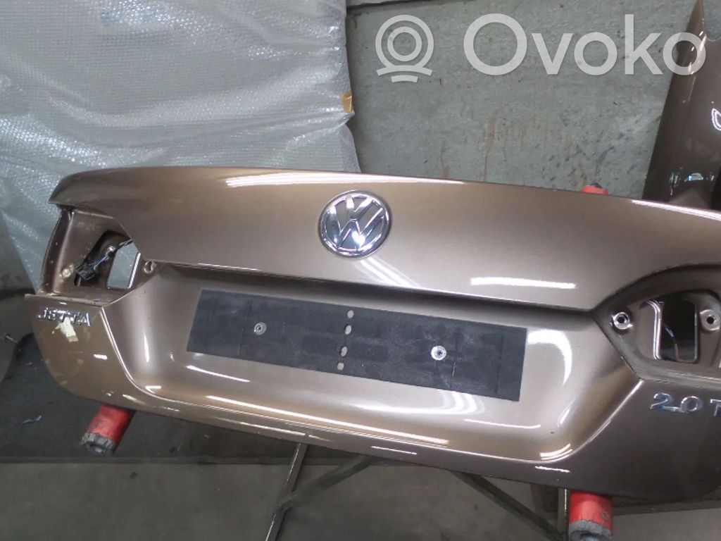 Volkswagen Jetta VI Puerta del maletero/compartimento de carga 
