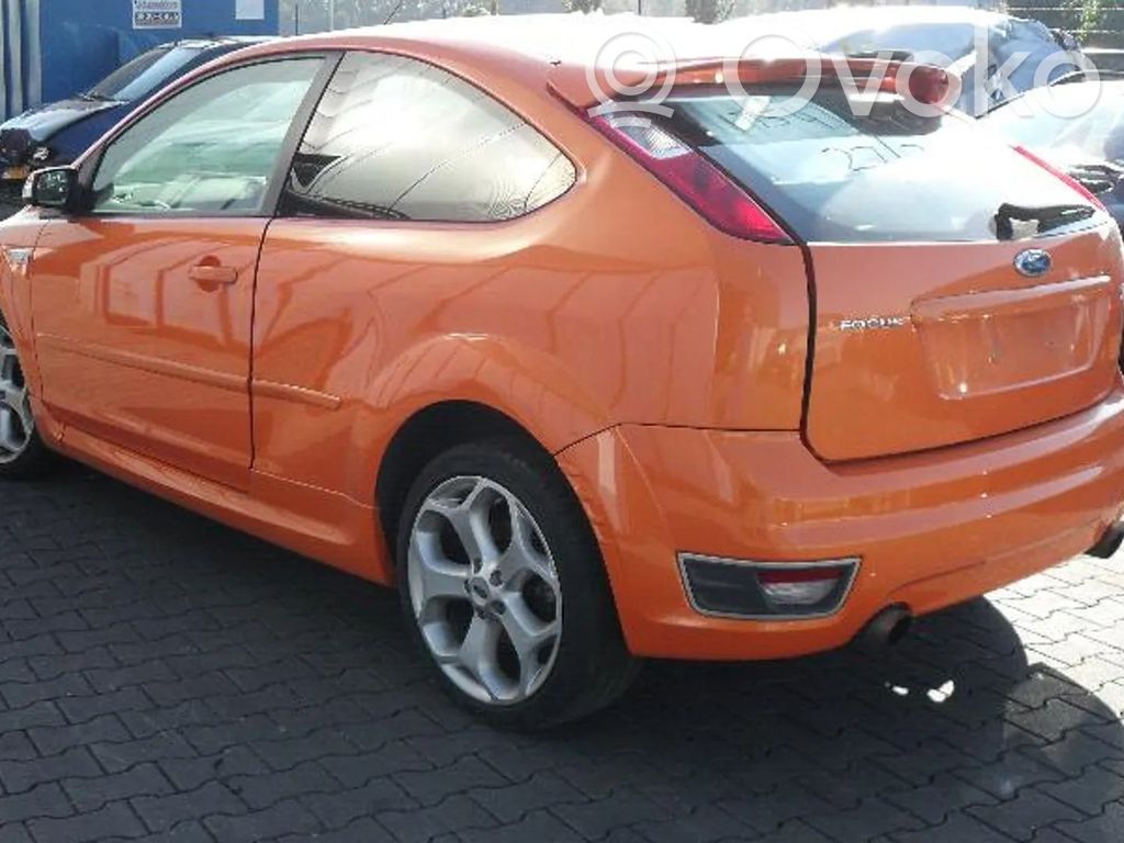 Ford Focus Aizmugurējais lukturis virsbūvē 