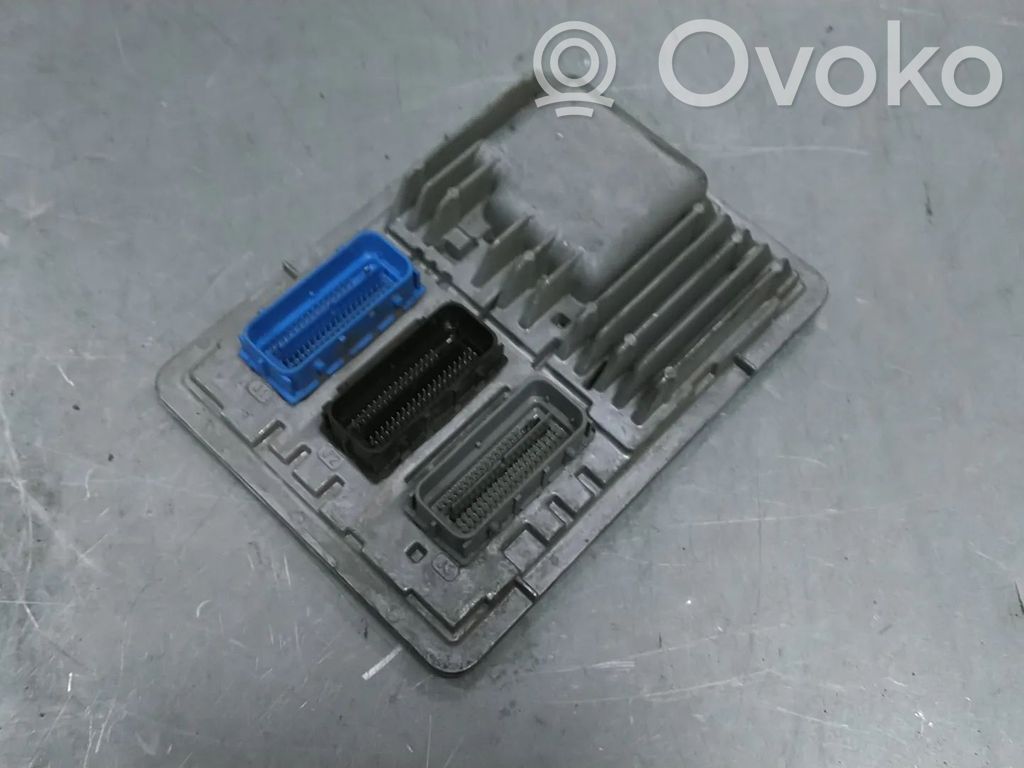 Vauxhall Astra K Engine control unit/module 