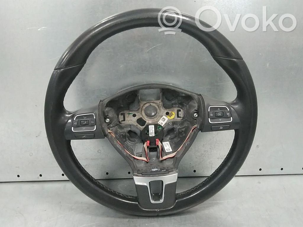 Volkswagen Touran II Ohjauspyörä 