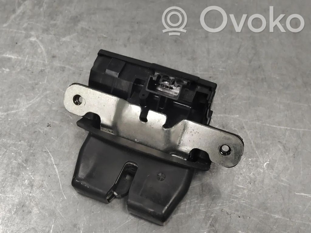 Ford Fiesta Aizmugurējā pārsega slēdzene 