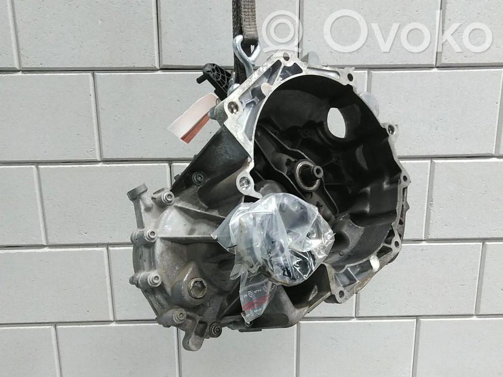 Volkswagen Golf VII Manualna 5-biegowa skrzynia biegów 