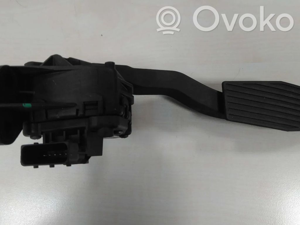 Opel Astra H Senzor poziție pedală accelerație 