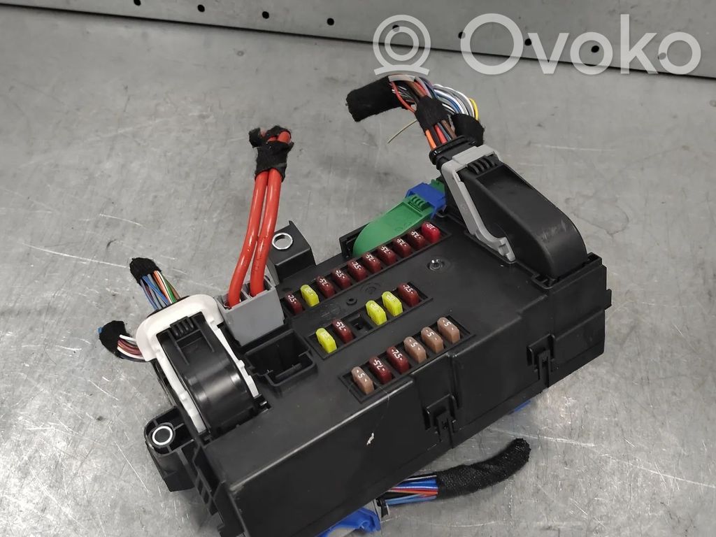 Opel Movano C Modulo fusibile 