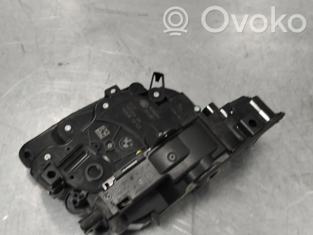 BMW X5 F15 Zamek drzwi tylnych 