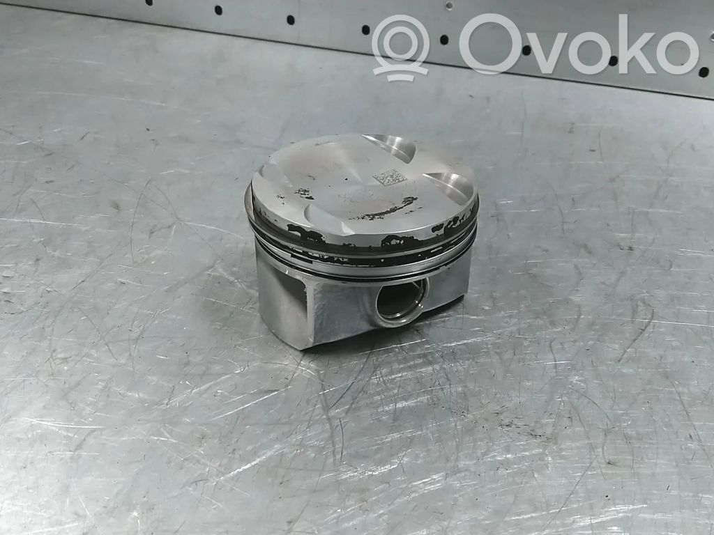 Volkswagen Polo V 6R Mäntä 